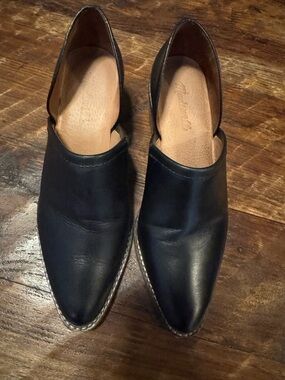 MADEWELL Women’s Black Slip-On Leather Shoes